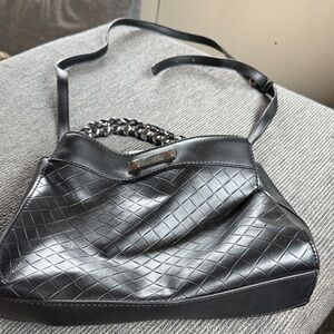 Guess Black Quilted Shoulder Bag with Chain Accent 3:8
